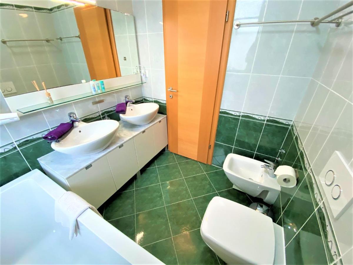 Luxus Auf 2 Etagen 3br! +netflix +high-end Ausstattung Appartement Ližnjan